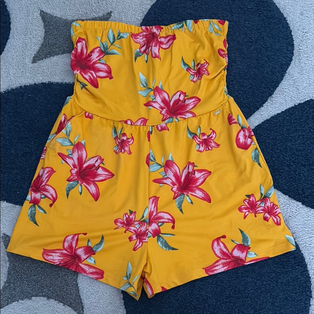 Guess romper
